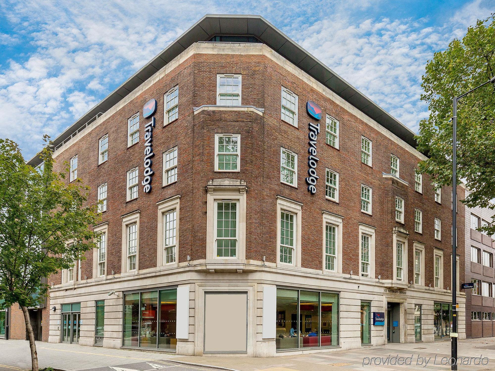 Travelodge Waterloo 3* Londra