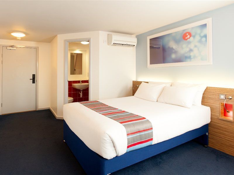 Travelodge Waterloo Londra