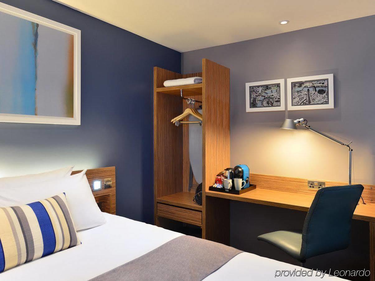 Travelodge Waterloo Londra