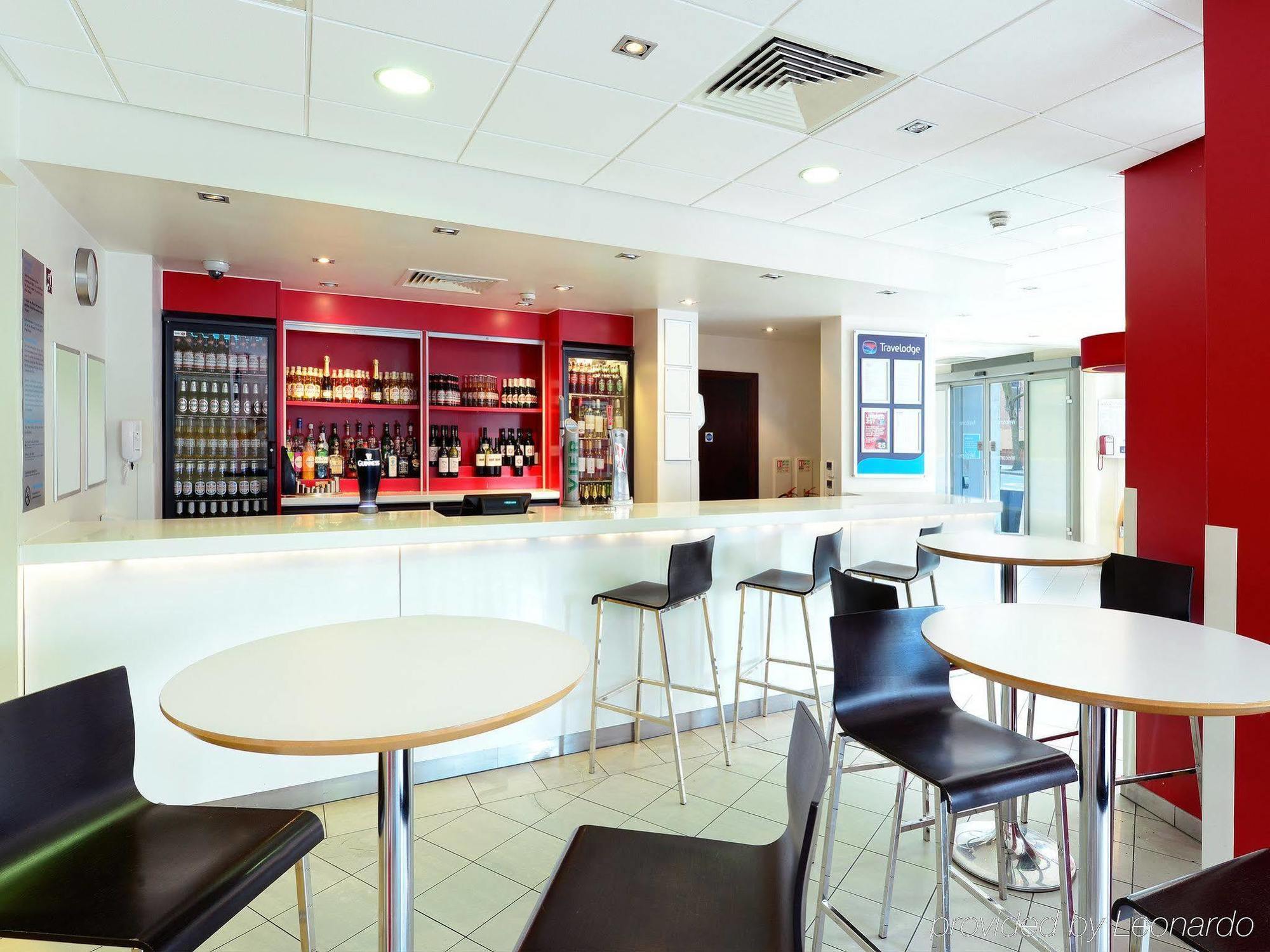 Travelodge Waterloo 3* Londra